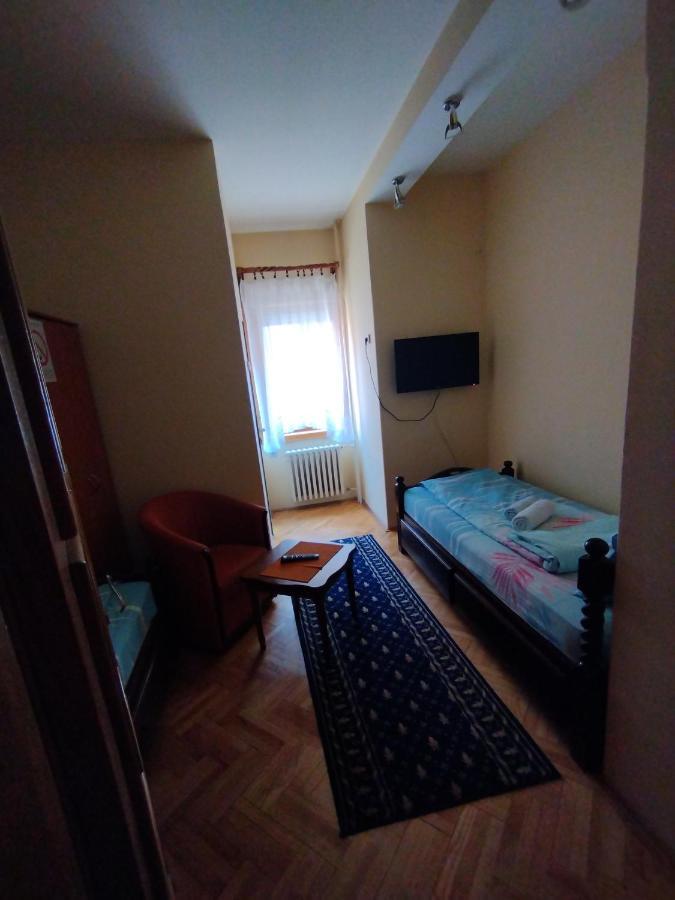 Vila Marko Нишка Баня Екстериор снимка